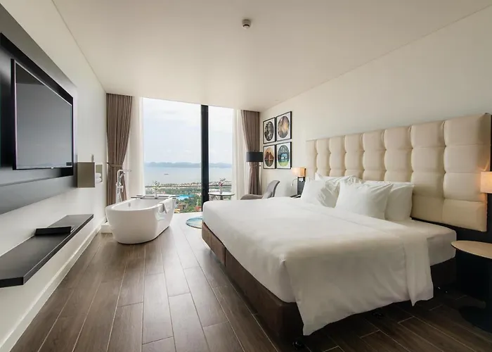 Khách sạn Soleil Ha Long, Trademark Collection By Wyndham 5*