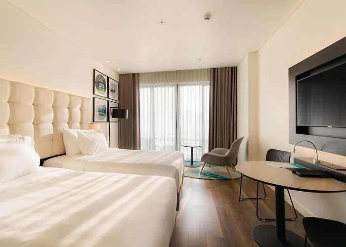 Khách sạn Soleil Ha Long, Trademark Collection By Wyndham Hạ Long