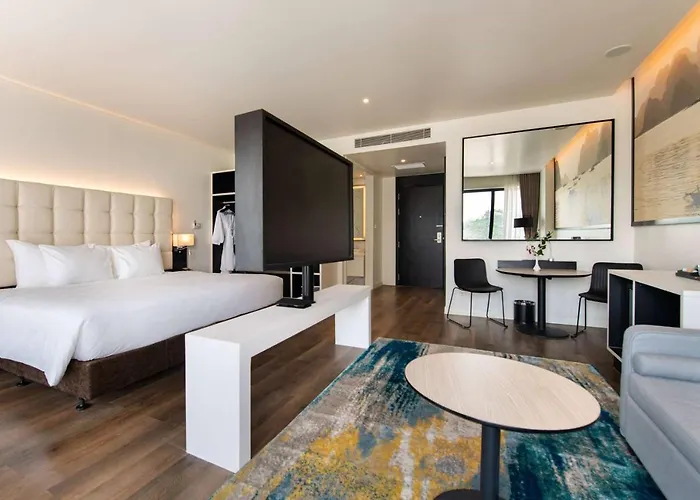 Khách sạn Soleil Ha Long, Trademark Collection By Wyndham Hạ Long