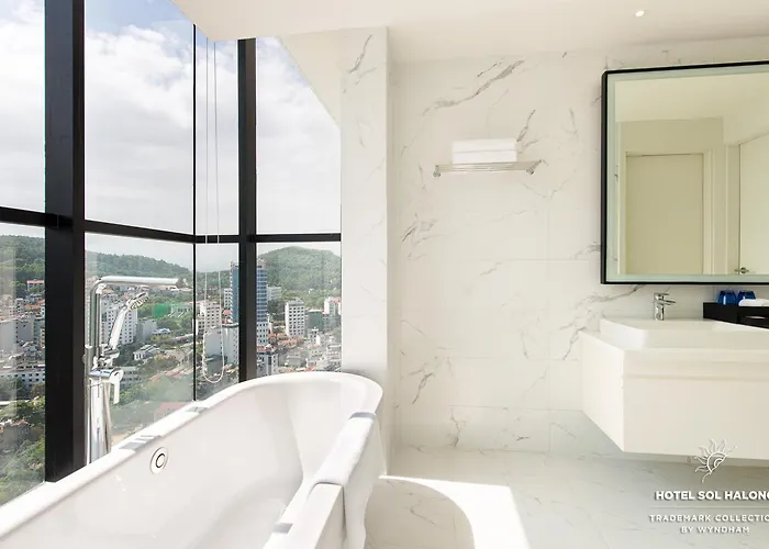 Soleil Ha Long, Trademark Collection By Wyndham 5* Hạ Long