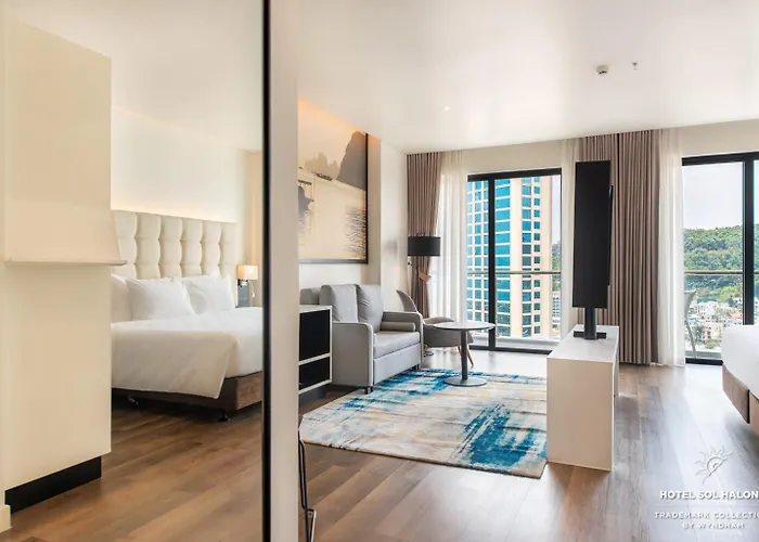 Khách sạn Soleil Ha Long, Trademark Collection By Wyndham Hạ Long