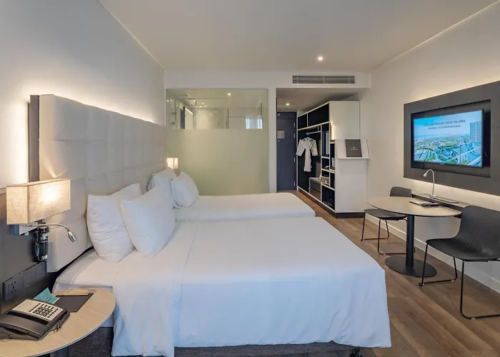 Khách sạn Soleil Ha Long, Trademark Collection By Wyndham Hạ Long