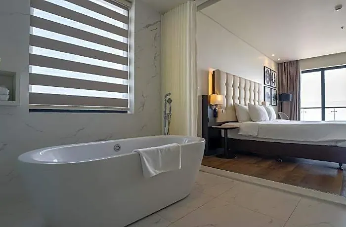 Khách sạn Soleil Ha Long, Trademark Collection By Wyndham