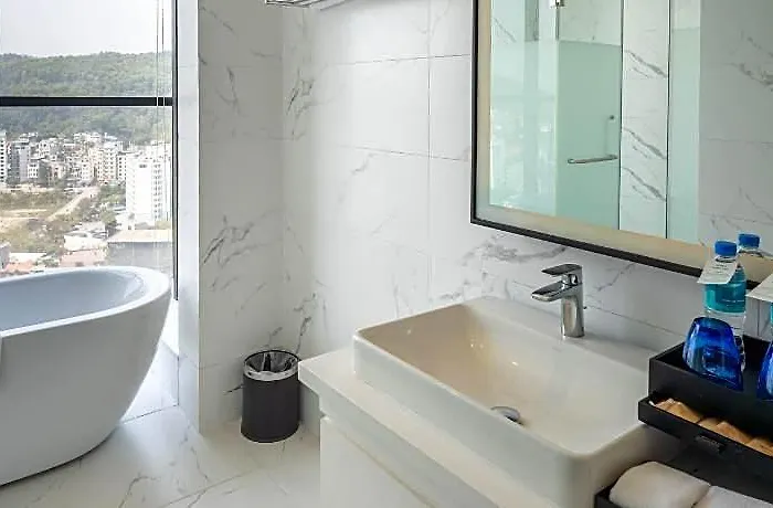 Soleil Ha Long, Trademark Collection By Wyndham